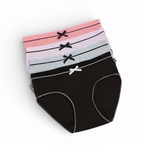 Set of 4 Women’s Panties